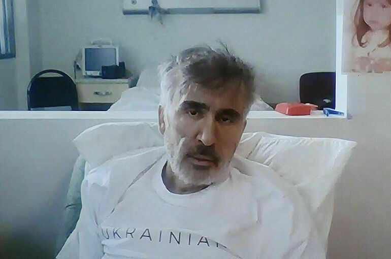 Саакашвили: В случае перемирия Украина падет, Путин пойдет дальше.