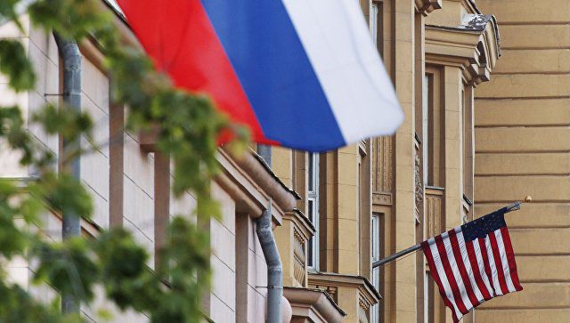 Посольство США отвергло обвинения во вмешательстве в российские дела.