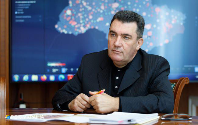 Данилов: Многие страны просят не рассказывать о передаче Украине оружия.