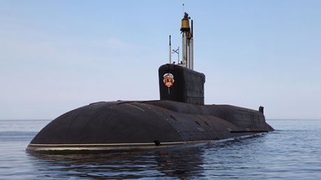 Un submarin atomic al forţelor navale ruse a luat foc în unul din docurile în care era ancorat pentru reparaţie. Foto: foto.rg.ru