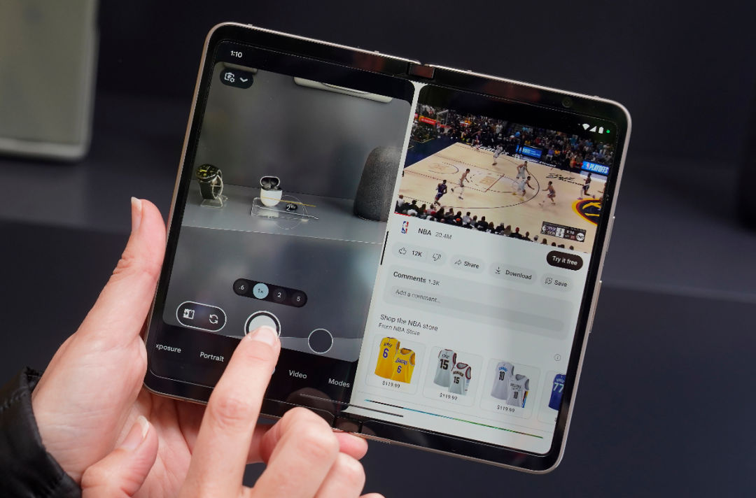 Google представила свой первый складной телефон Pixel Fold.