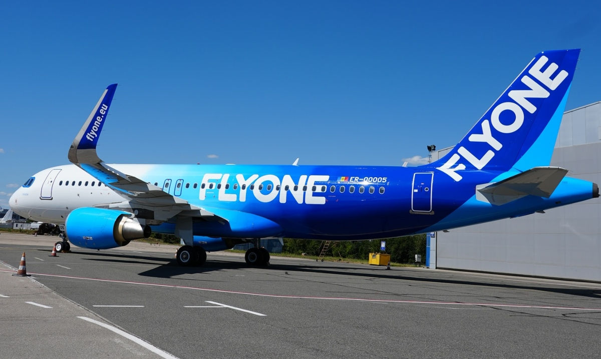 FlyOne: În condițiile pieței combustibilului am fost nevoiți să optimizăm programul de zboruri.