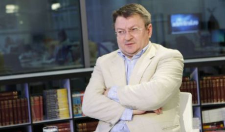 Румынский аналитик Арманд Гошу.