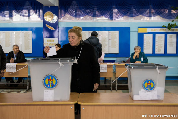 Opinii: Sistemul mixt, în dezavantajul sau în avantajul PSRM