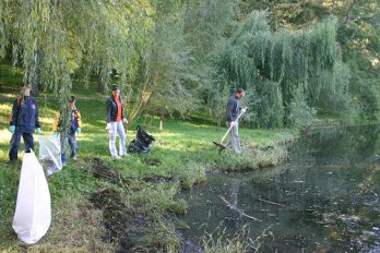 Apele din parcul Râşcani din capitală sunt poluate de clor.