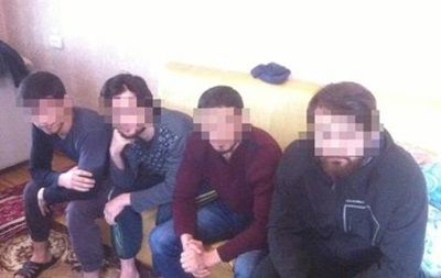 В Киеве иностранцы ждали документы, которые им пообещали выслать из-за границы.