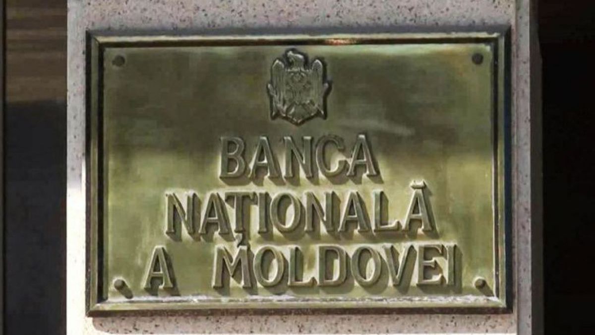 Valoarea activelor oficiale de rezervă a scăzut în octombrie cu peste 45 de milioane de dolari. Foto: agora.md