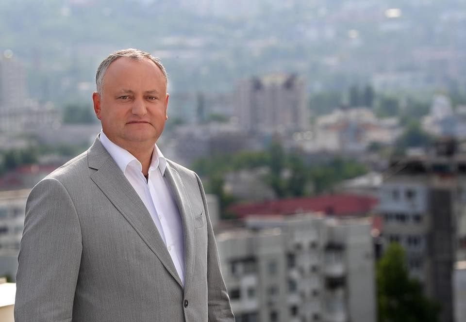 Додон призвал кишиневцев выйти на выборы и осознанно проголосовать.