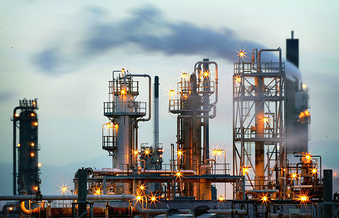 Brent приблизилась к отметке в $70 на сигналах роста спроса/