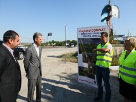 Premierul a inspectat astăzi şi calitatea drumului reparat Vădeni-Pîrliţa, care este parte a Proiectului de reabilitare a drumului.