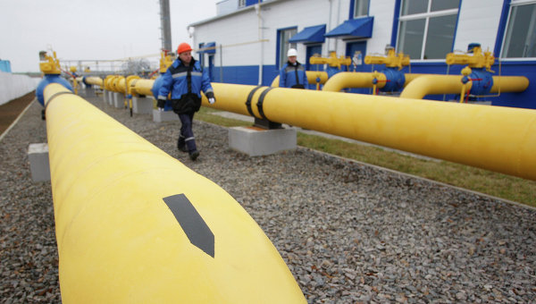 "Газпром" выставил "Нафтогазу" предварительный счет за июнь. Если он не будет оплачен, Россия может с 3 июня отключить газ Украине.