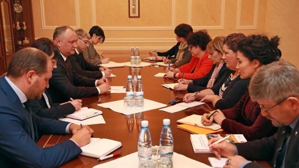 Президент отметил, что в марте текущего года будут организованы масштабные мероприятия, посвященные данной проблеме. 