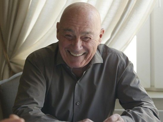 Познер предложил замену факультетам журналистики.