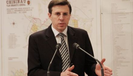La solicitarea primarului, șeful direcţiei Regie transport electric a promis că o să îndeplinească în scurt timp doleanța lui Chirtoacă.