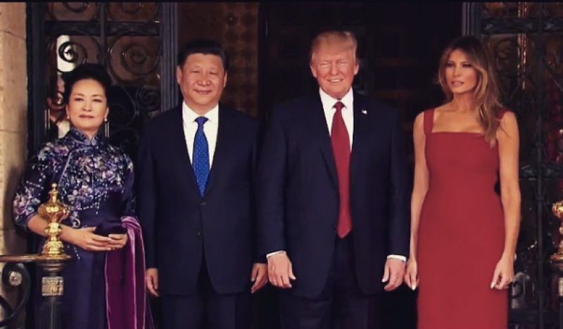 Melania Trump la întrevedere cu Peng Liyuan, s-a afișat în rochie de 4 000 lire. Foto: okmagazine