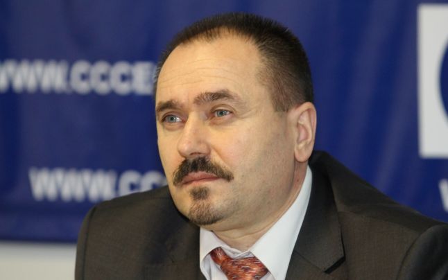Totodată, Valeriu Zubco susţine că şi-a dat demisia pentru că aşa a considerat că ar fi mai bine.