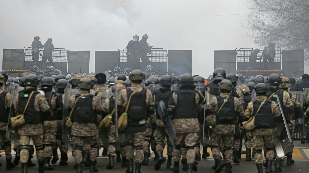 Со 2 января в Казахстане продолжаются протесты.