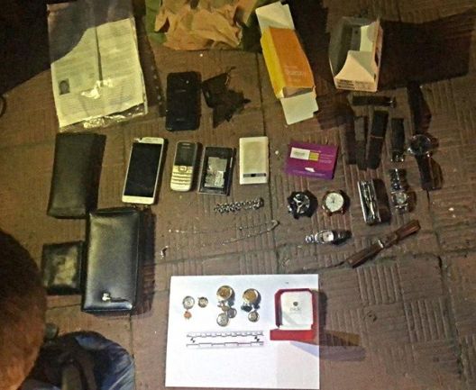 В Хынчештах задержаны 5 мужчин, подозреваемых в совершении серии краж.