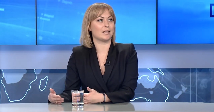 Глава MĂR Аннета Засавицки. 