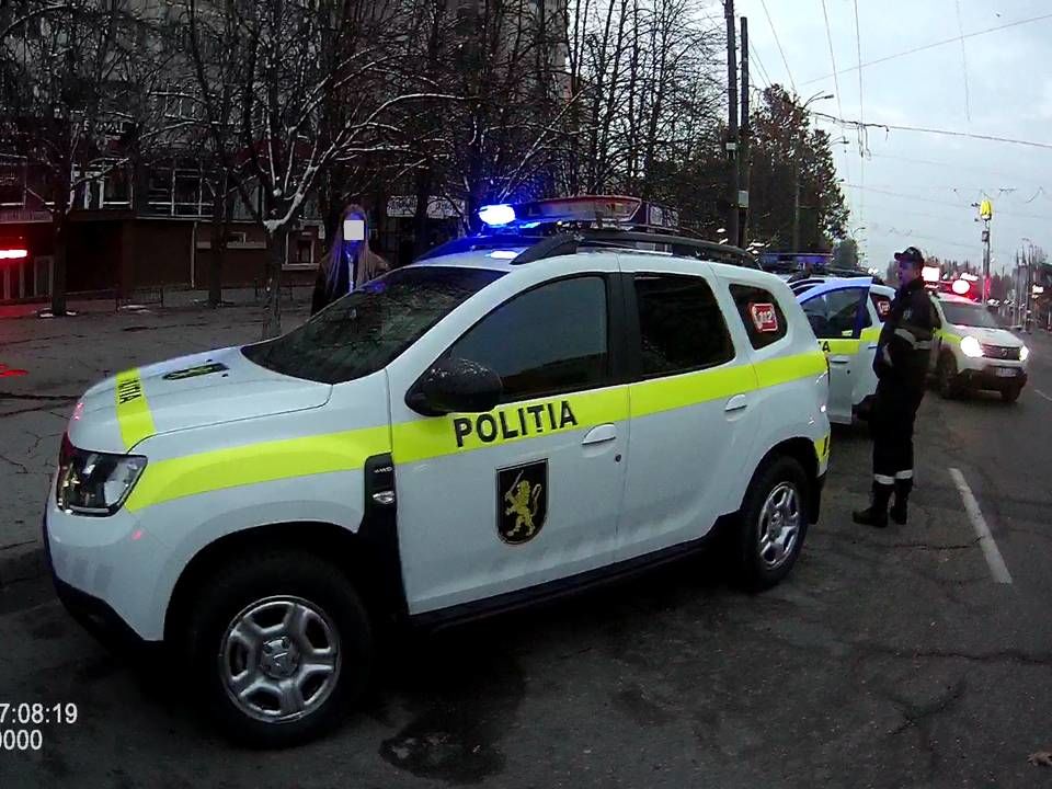Еще один бывший полицейский задержан по делу о прослушке прокуроров.