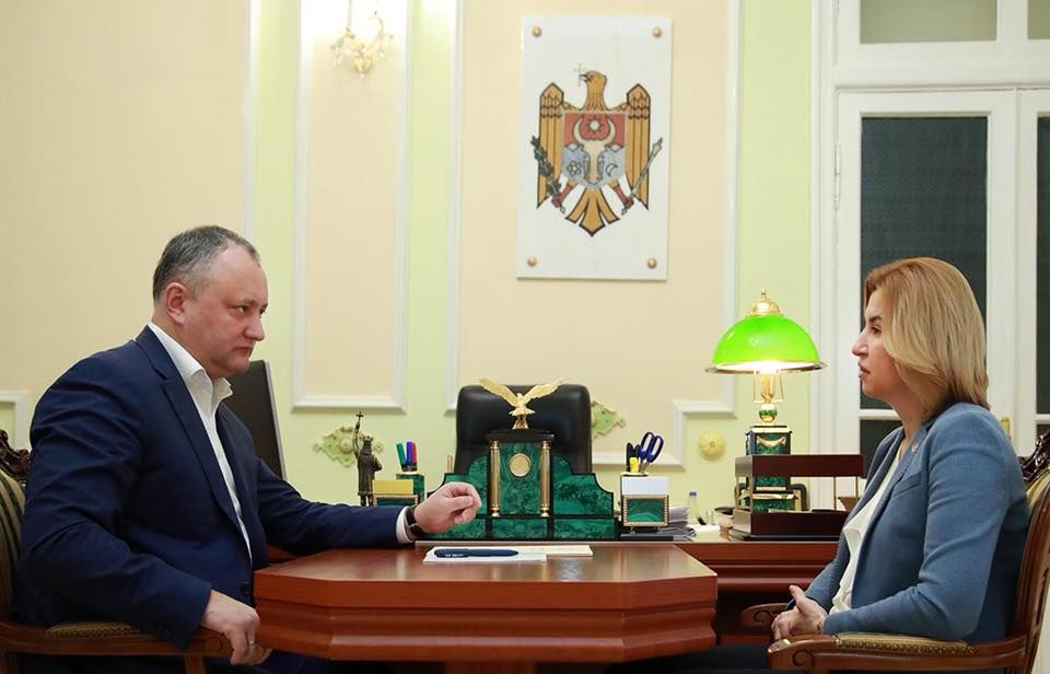 Президент Молдовы Игорь Додон и башкан Гагаузии Ирина Влах.