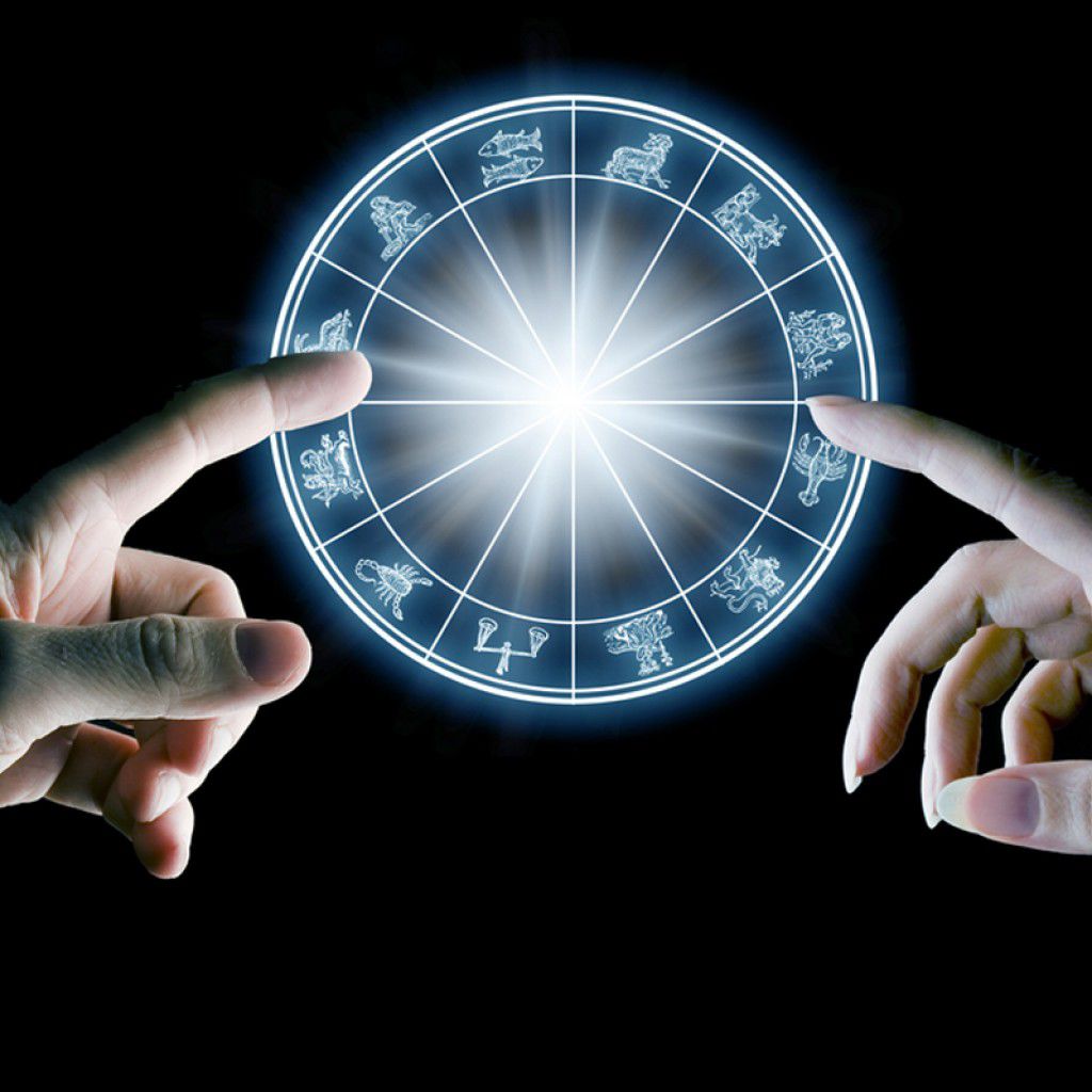 Horoscop 25 decembrie 2017: Compromisuri şi amintiri copleşitoare. Foto: teotrandafir.com