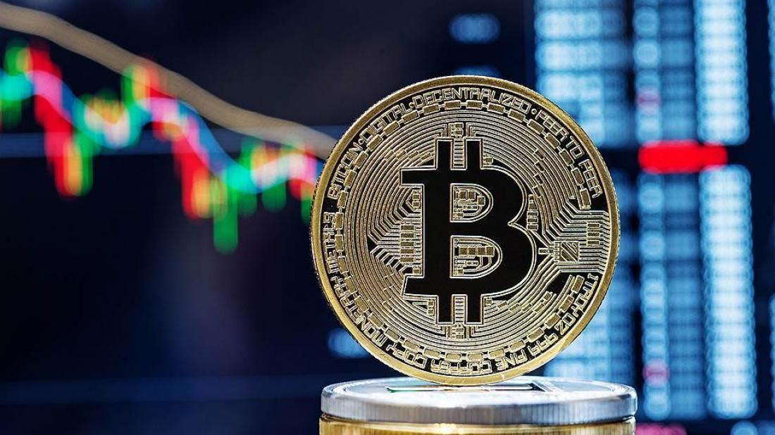 Стоимость биткоина рухнула до $31 тысячи.