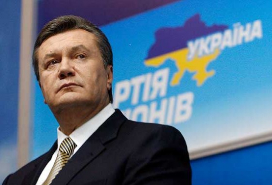 Nalivaicenko a comunicat că Ianukovici se îndrepta spre una dintre reședințele sale din Crimeea.