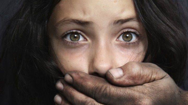 Minoră în stare gravă la spital după ce a suferit o cezariană de urgenţă