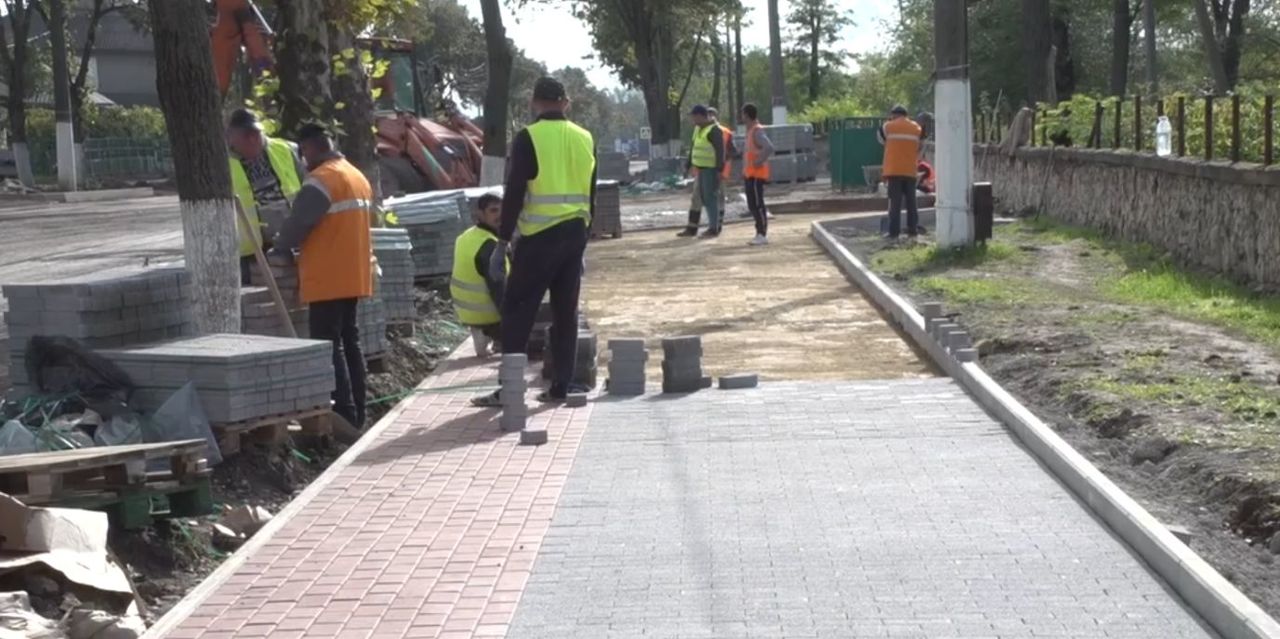На велодорожки в Бельцах нанесут разметку.
