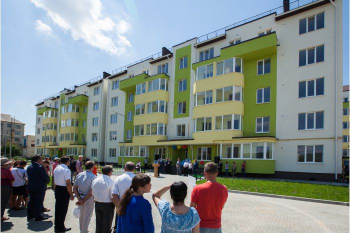 В Ниспоренском районе 93 семьи получат социальное жилье.