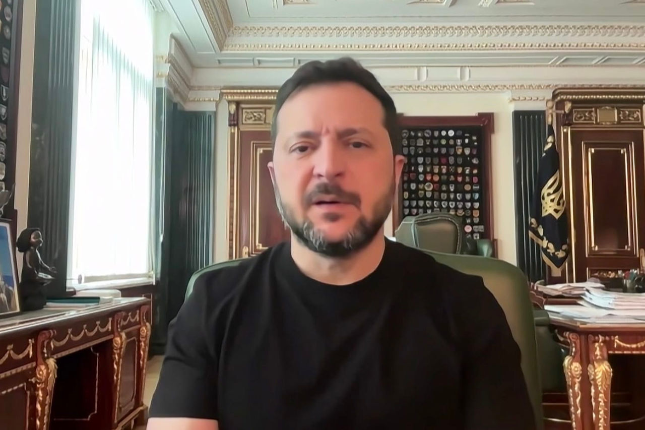 Зеленский заявил о готовности участвовать в выборах президента во время войны.