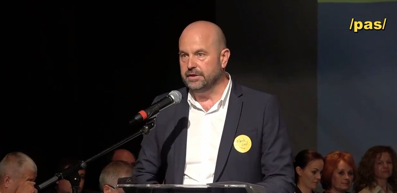Депутат фракции Партии действия и солидарности блока ACUM Владимир Боля.