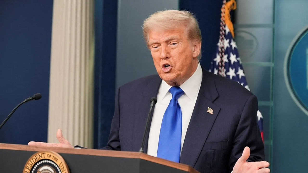 Трамп пригрозил пошлинами странам, не производящим мебель в США.