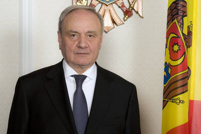 Nicolae Timofti, a aflat cu profundă tristețe despre tragicul accident aviatic produs. Foto: moldpres.md