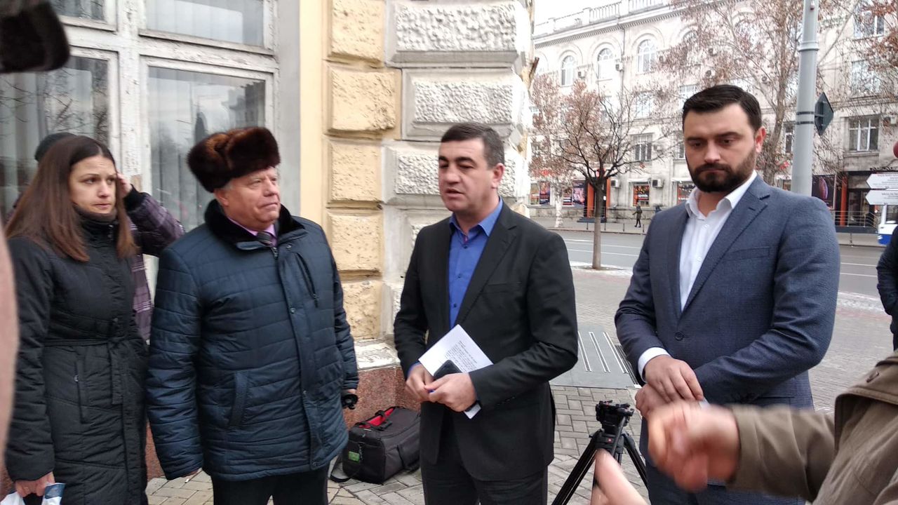 Люди попросили чиновников, чтобы маршрут троллейбуса №35 проходил и через их населенный пункт.