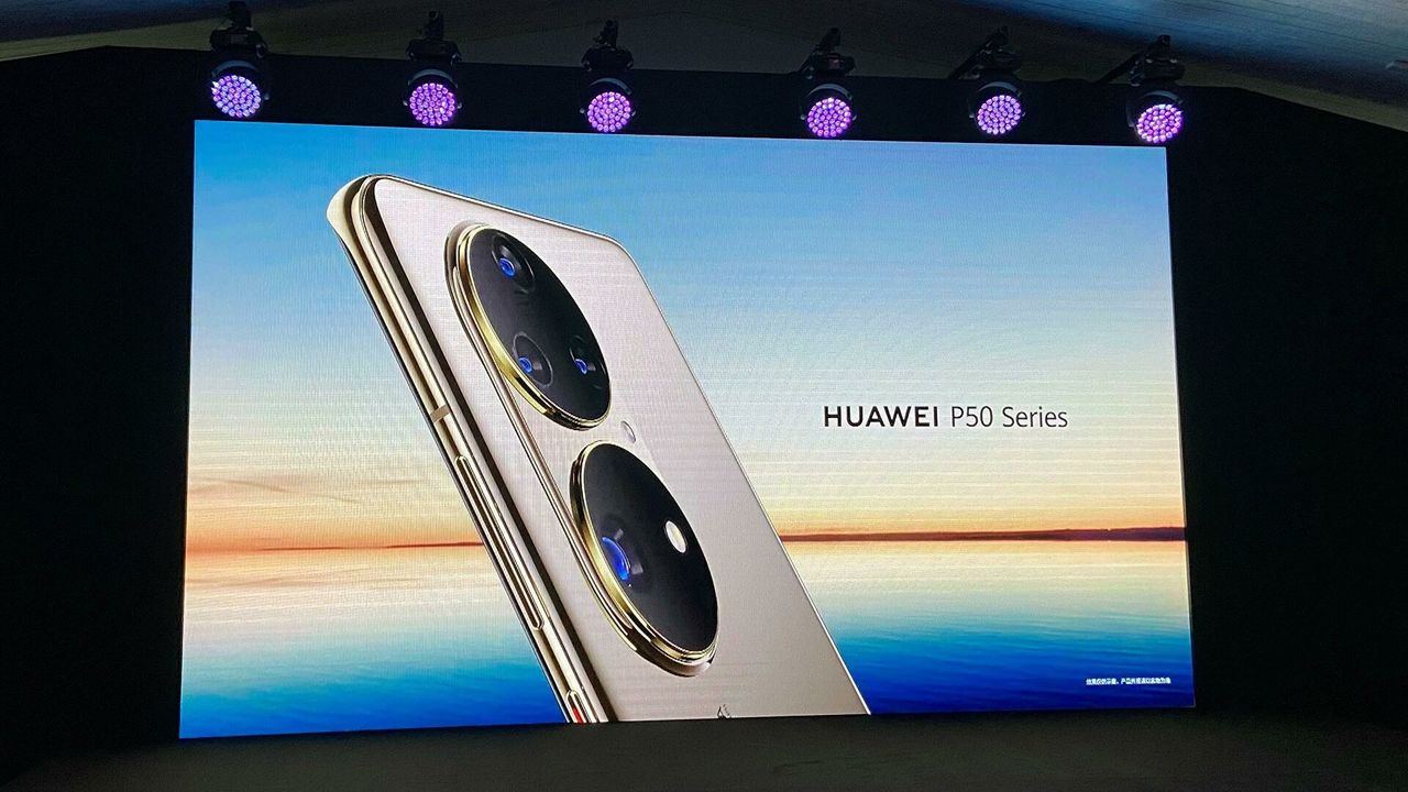 Huawei запустила альтернативу Android и показала устройства на HarmonyOS.