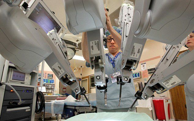 În România s-a realizat primul centru de chirurgie robotică pediatrică.