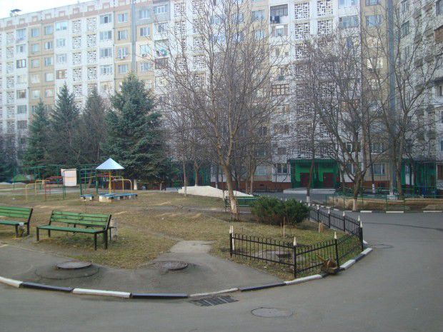 Утвердить окончательный список дворов власти планируют вместе с Термокомом и Апэ-Каналом.