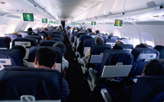 Panică într-un avion din Rusia: Un scaun a luat foc. Foto simbol: adevarul.ro