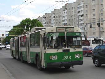 Некоторым приходится ожидать троллейбусы по 30-40 минут. Фото: transport-ks.narod.ru