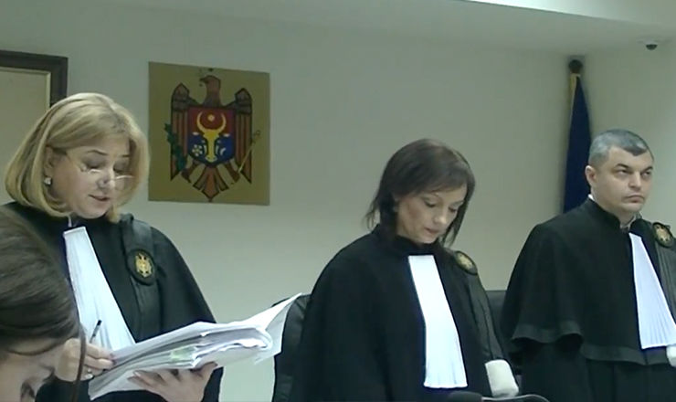 Pedeapsa profesoarei care a lovit o elevă la un liceu din Capitală. Foto: Captură video