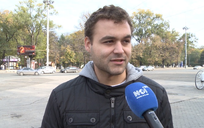 Întrebaţi de NOI.md, unii dintre concetățenii noștri au spus că cel puțin o dată în viață au plătit mită.