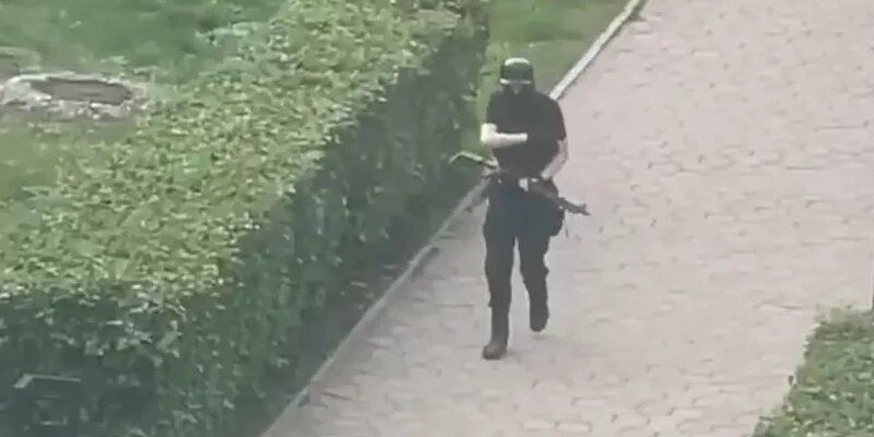 Пострадавшая при стрельбе в Перми рассказала подробности происшествия.