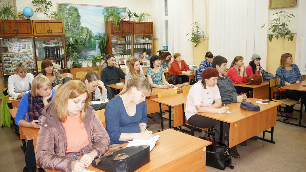 В школах нужно работать с родителями.