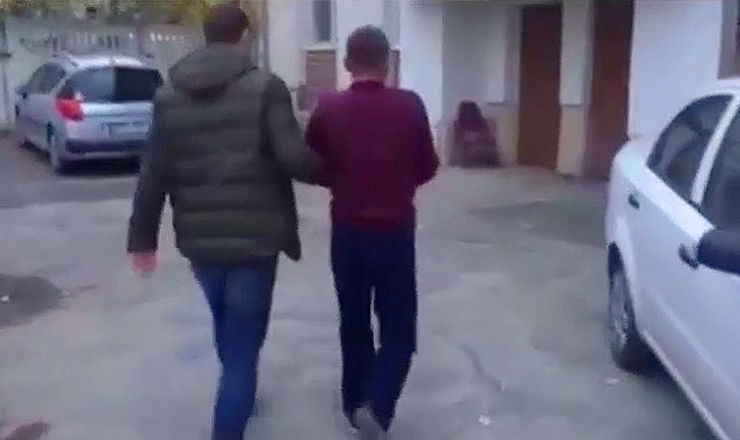 Jefuia case în timp ce stăpânii nu erau. Un recidivist, reținut