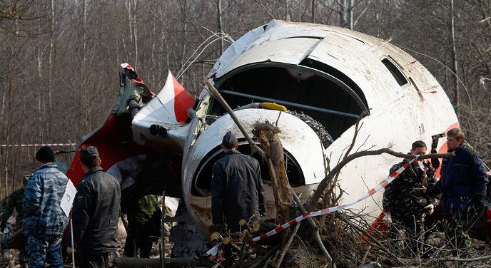 Польша заявила о следах взрыва на теле жертвы крушения борта Качиньского.