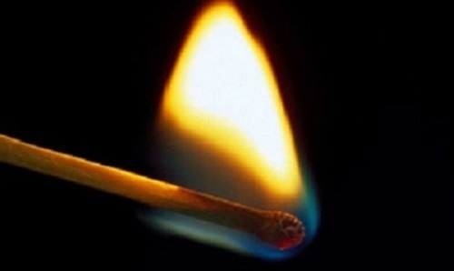 O femeie din raionul Drochia a fost incendiată de concubinul ei.