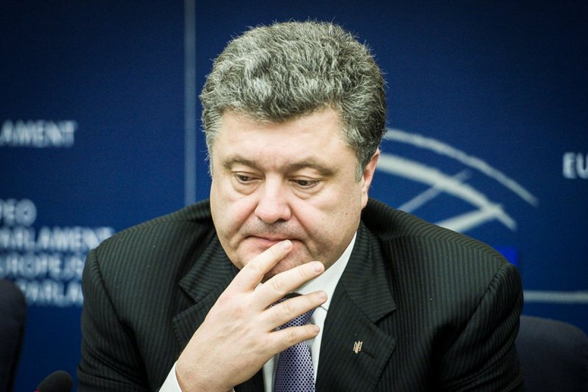 Депутат Верховной Рады раскритиковал поведение президента Петра Порошенко и сравнил его с мертвым гусем.