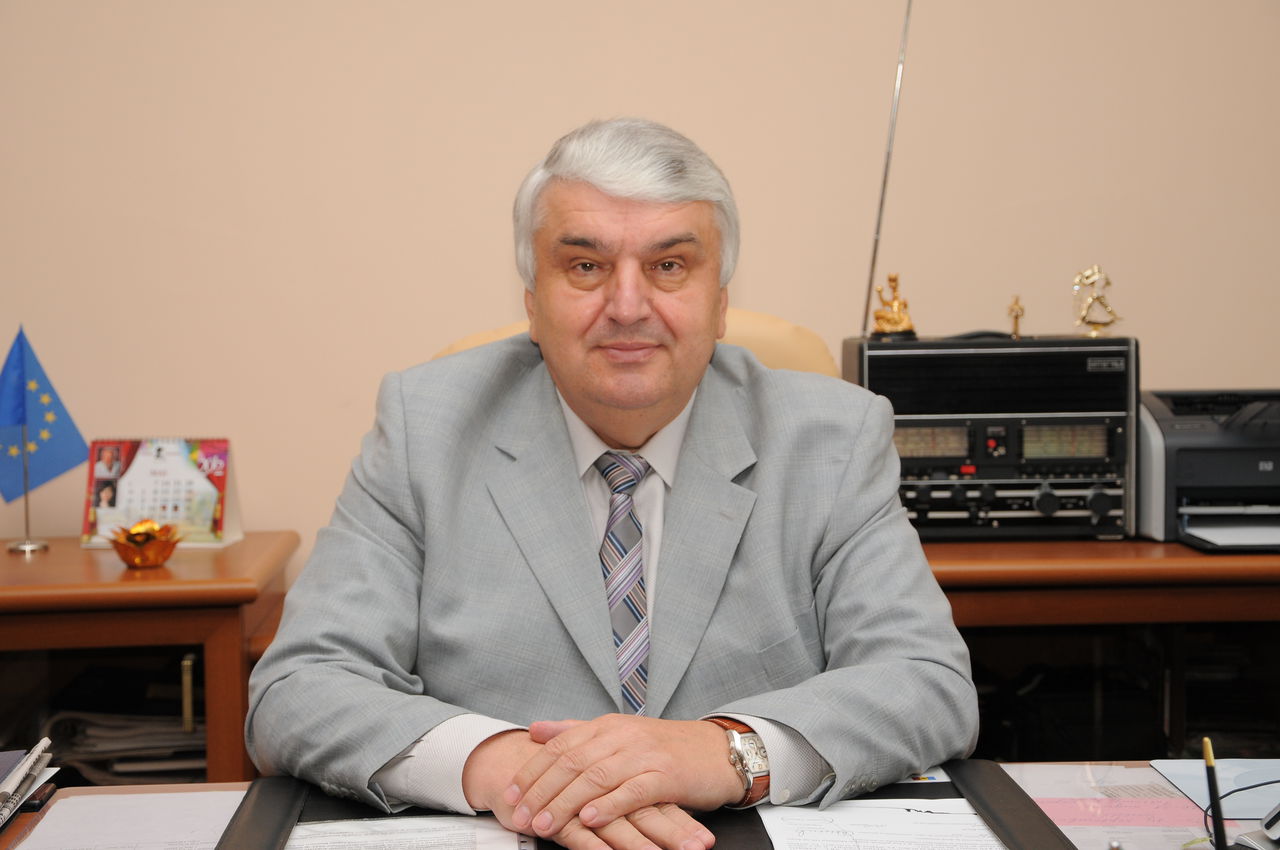 Serafim Urechean va pune accentul pe consultarea permanentă a populaţiei.